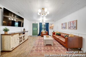 Building Photo - 690 Windrush