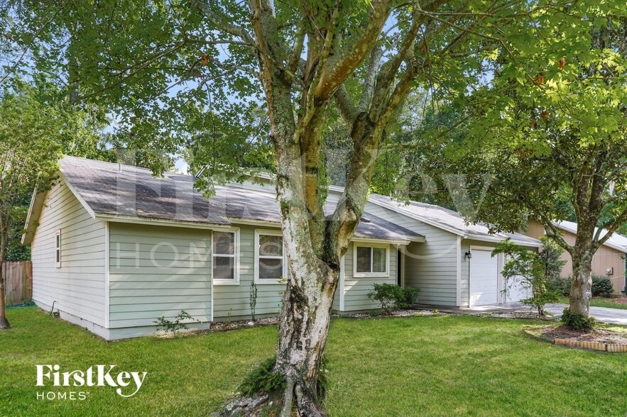 Building Photo - 515 Nassau Ct