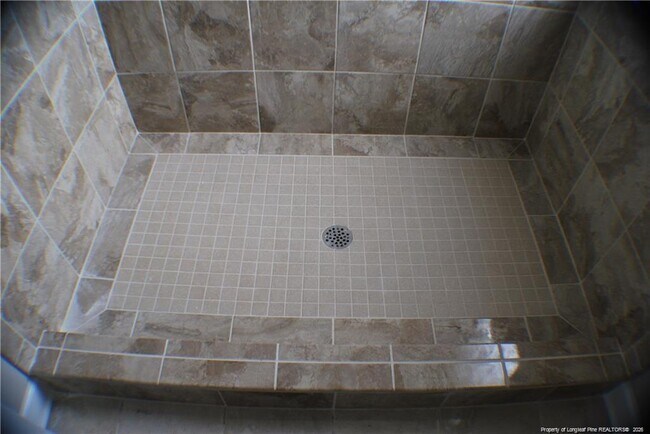 Building Photo - 845 Log Cabin Dr