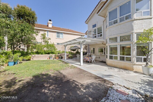 Building Photo - 658 Elevar Ct