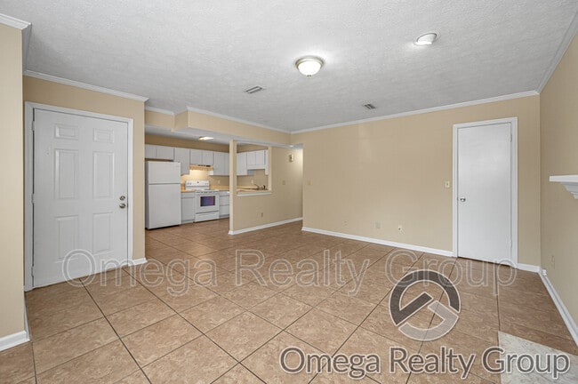 Building Photo - 815 Willow Pointe