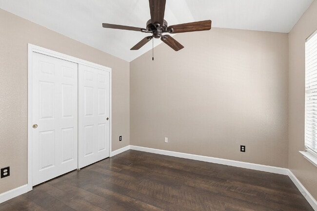 Building Photo - $500 Off One Month's Rent! Beautiful 4 Bedroom Corner Lot Home in Plum Creek