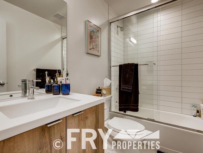 Building Photo - New Condo in South Sloan's Lake