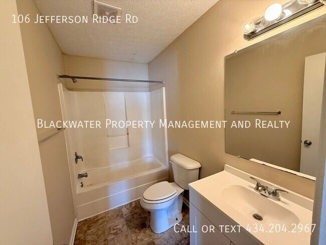 Building Photo - 106 Jefferson Ridge Rd