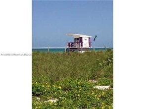 Building Photo - 8132 Harding Ave