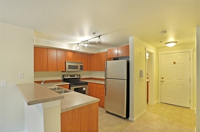 Building Photo - 8745 Greenwood Ave N APT 207,