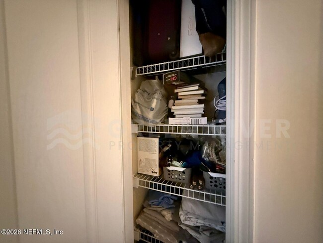 Building Photo - 7541 Allspice Cir N