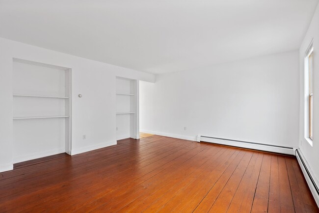 Building Photo - 24 Stimson St