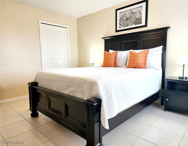 Building Photo - 101 NW 35th Pl