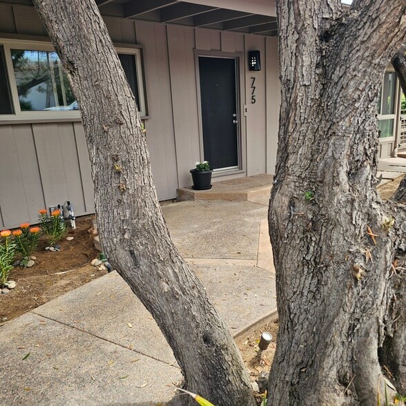 Building Photo - 777 Neptune Ave