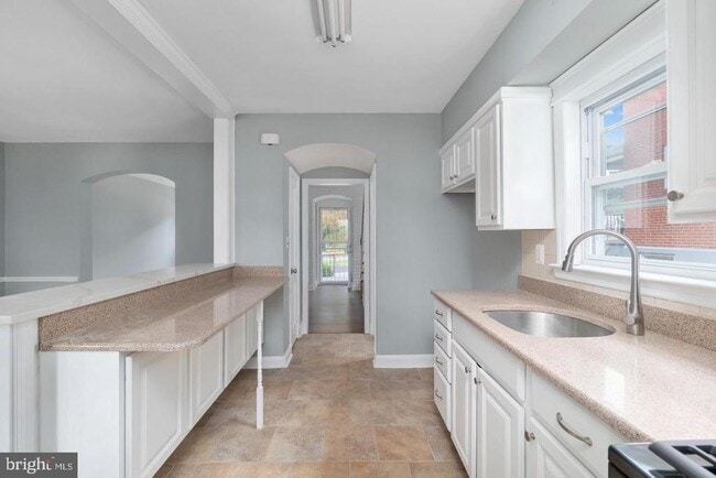 Building Photo - 6220 Walther Ave