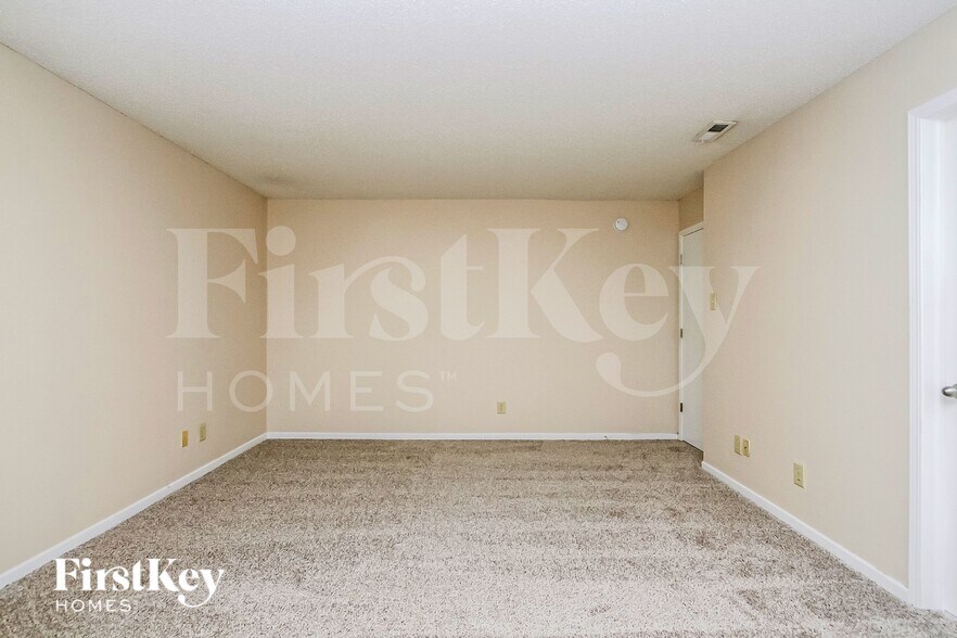 Building Photo - 12401 Rose Haven Dr