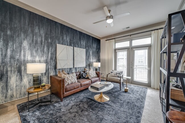 Building Photo - Cortland Midtown East