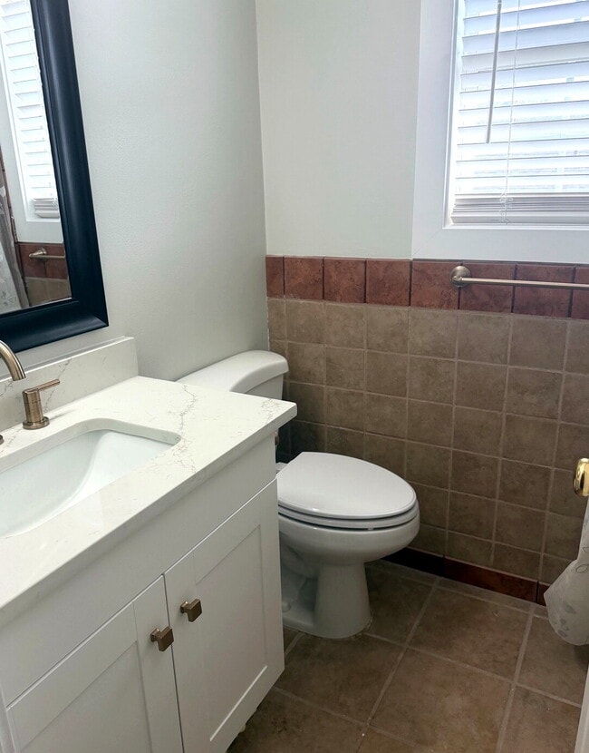 Building Photo - Beautiful 2 story home in an established neighborhood in Bryan, TX