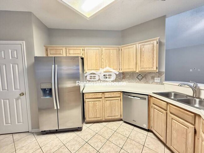 Building Photo - Beautiful Two-Story Home with Space, Comfo...