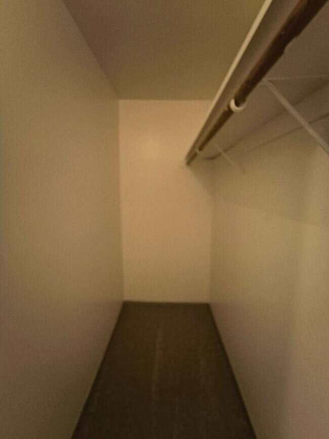 Building Photo - TOP FLOOR 1BD/1BATH Condo Available For Rent at the Watergate Community in Emeryville!!!!