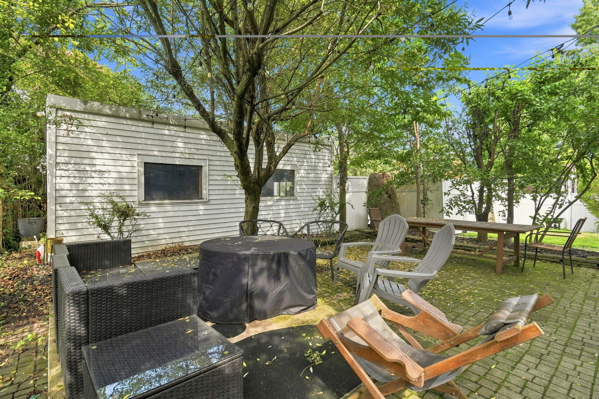 Building Photo - 434 Parkside Ave