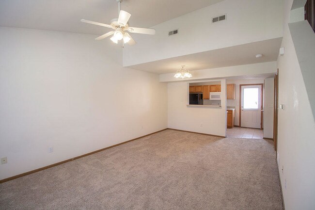Building Photo - 1426 Greensboro Dr
