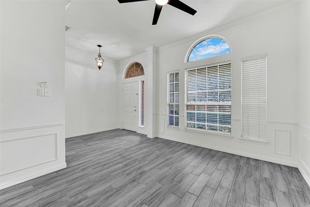 Building Photo - 1010 Westwood Ct