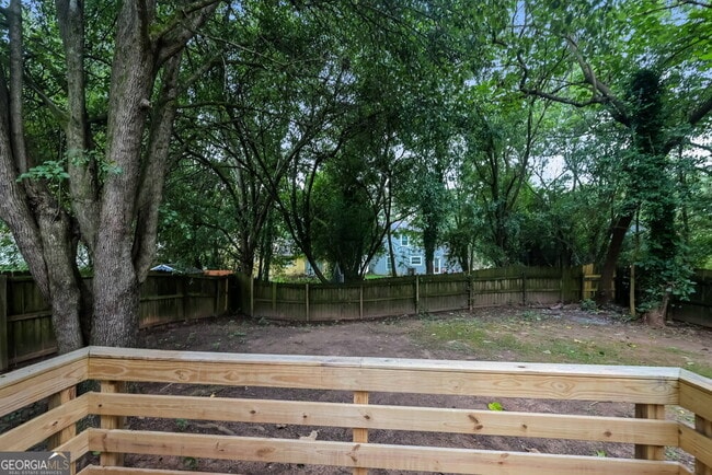 Building Photo - 6052 Creekford Dr