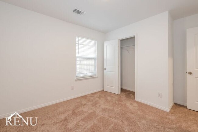 Building Photo - Coming Soon!