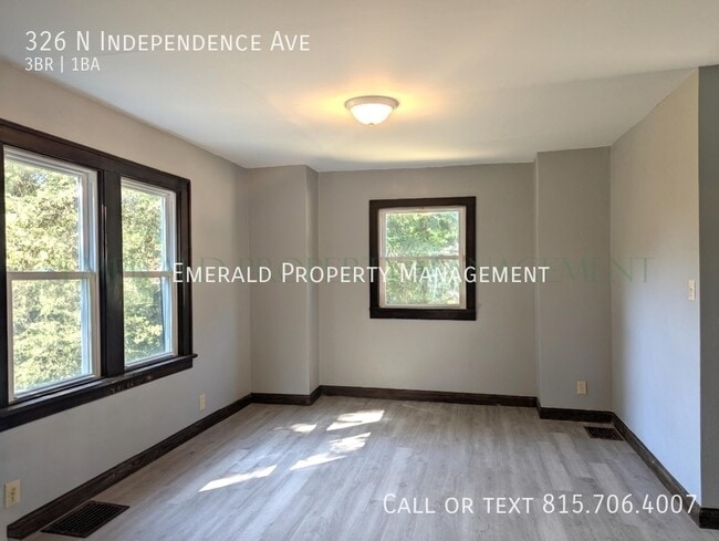 Building Photo - 326 N Independence Ave