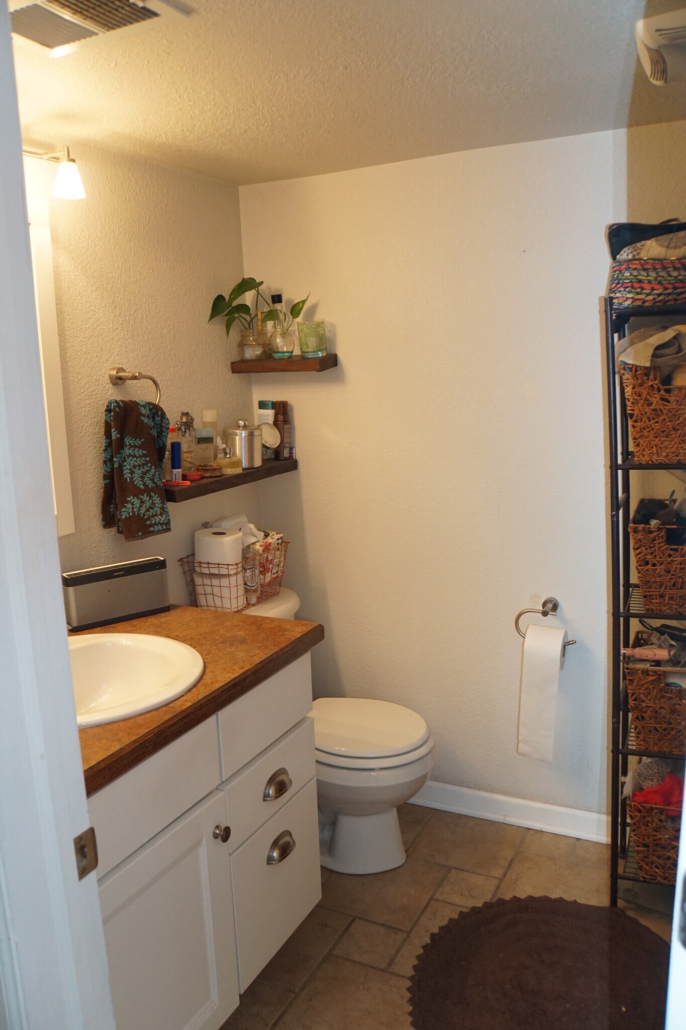 Building Photo - 7 5th Ave