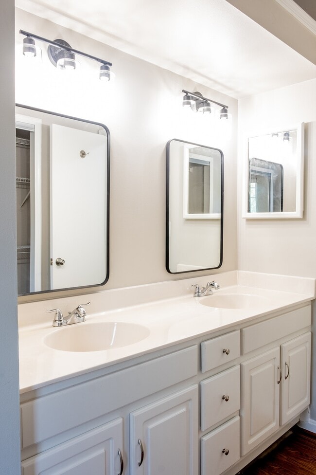 Building Photo - 2751 Sweet Clover Ct