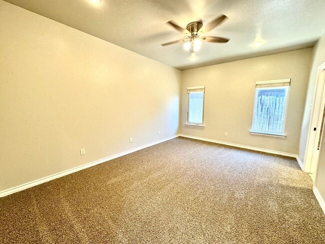 Building Photo - 3 bed 2.5 bath - Cooper ISD