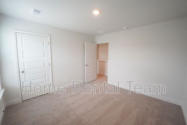 Building Photo - 337 Logging Hl Dr