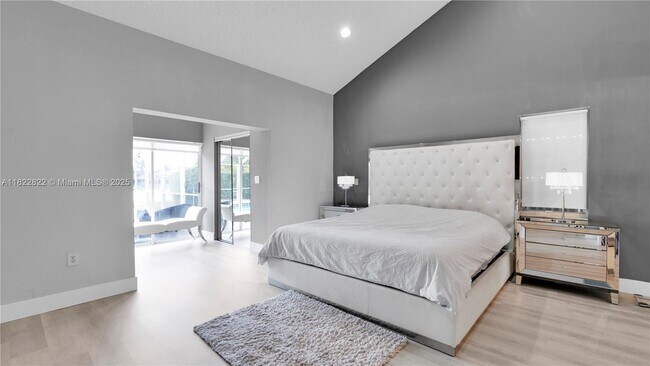 Building Photo - 8356 SW 158th Ave