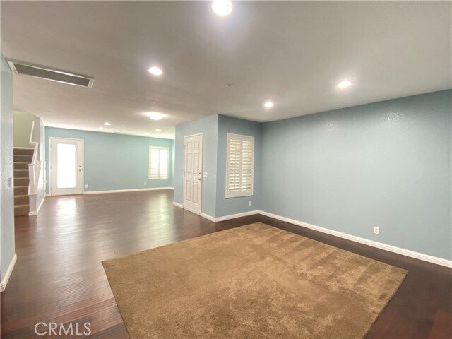 Building Photo - 971 Saltcoats Dr