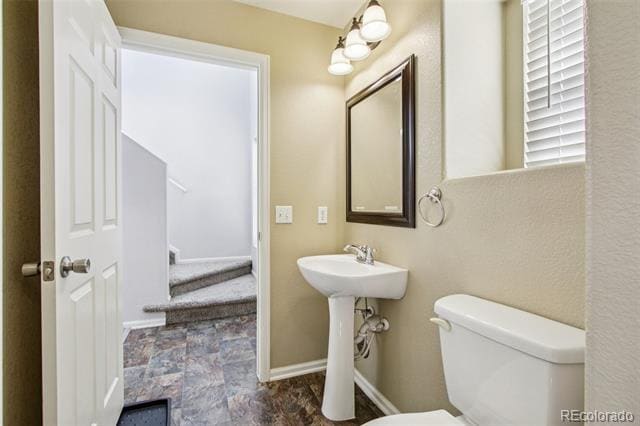 Building Photo - 5888 Biscay St