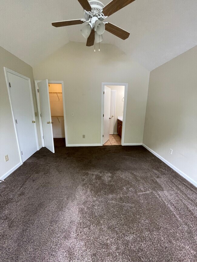 Guest bedroom - 2930 Lee Rd 430
