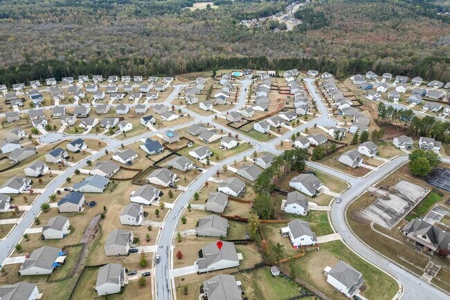 Building Photo - 145 Alexander Ln