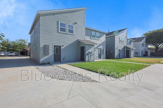 Building Photo - 5820 Grayson St