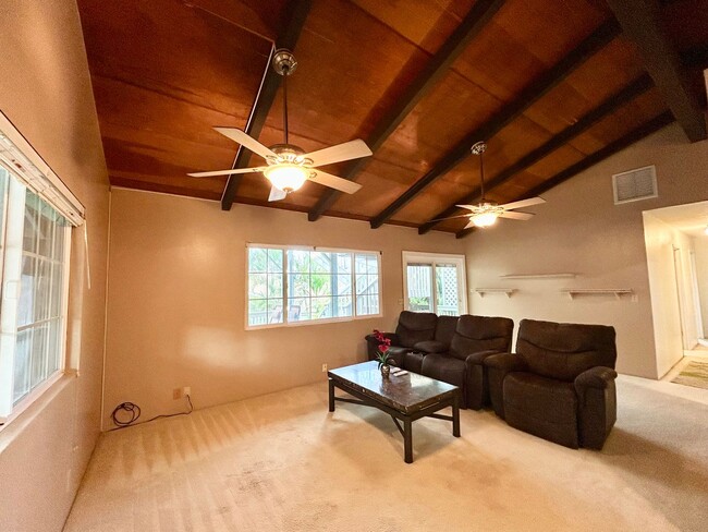Building Photo - Beautiful fully furnished home in Kihei