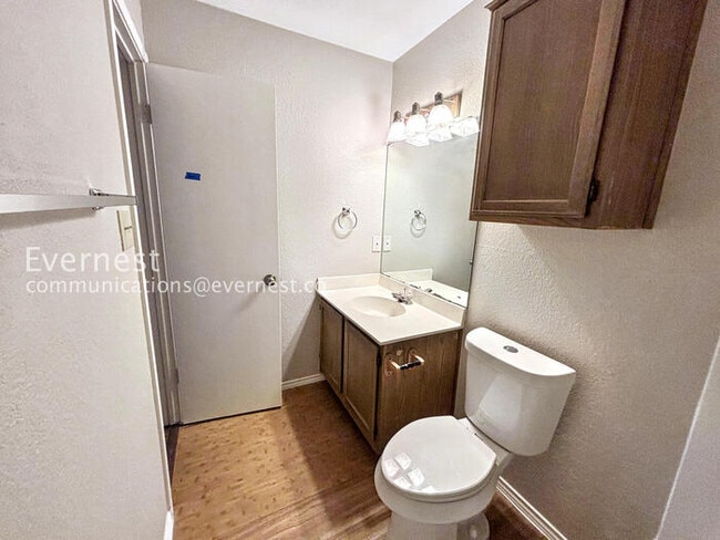 Building Photo - PROMO: Get 50% off the first month’s rent when you sign the lease today!  / 4 Bed, 2.5 Bath with ...