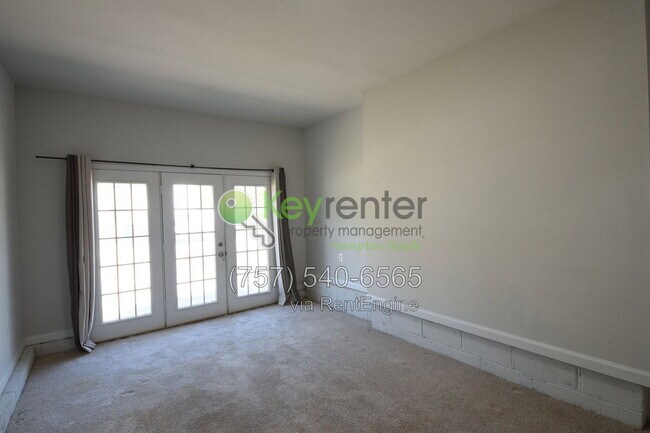 Building Photo - 102 Pelican Cove