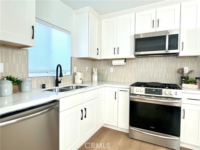 Building Photo - 6399 San Harco Cir