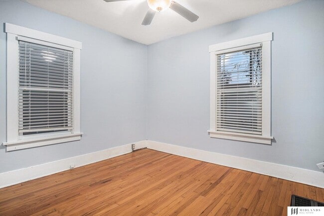 Building Photo - 7768 Maywood St