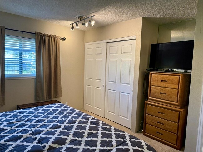 Building Photo - 83 GCR 8400