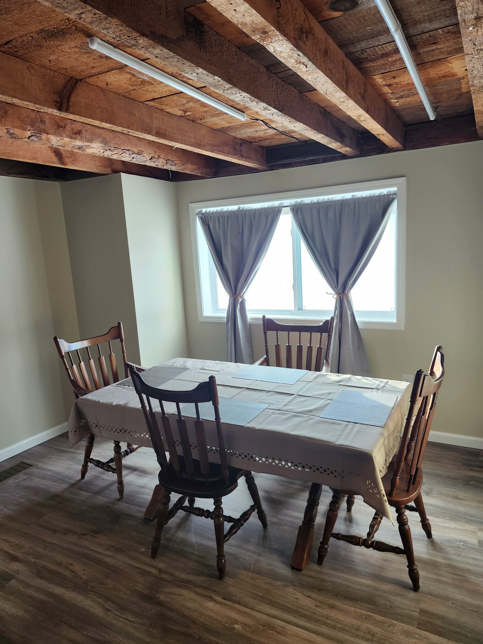 Dining Room - 8152 Wilson Karr Rd