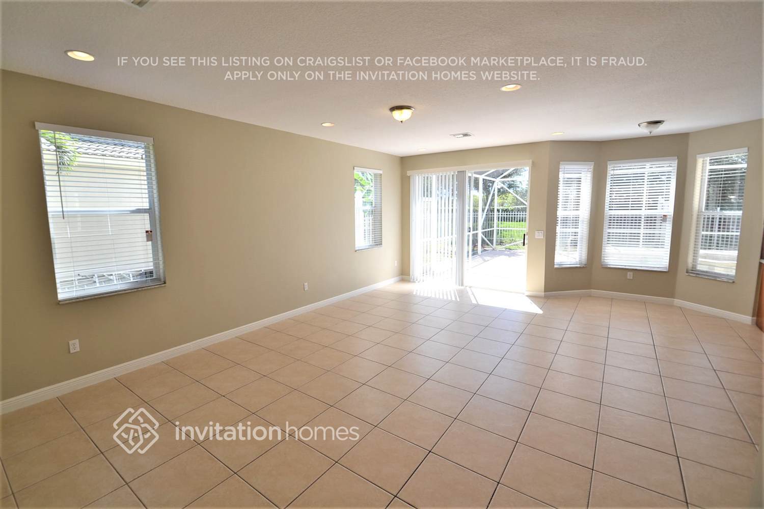 Building Photo - 2515 Glendale Dr