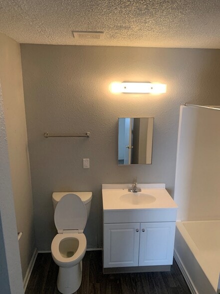Building Photo - Sterling Creek Apartments