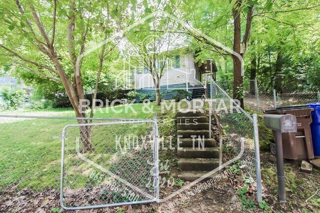 Building Photo - 170 W Wadsworth Cir