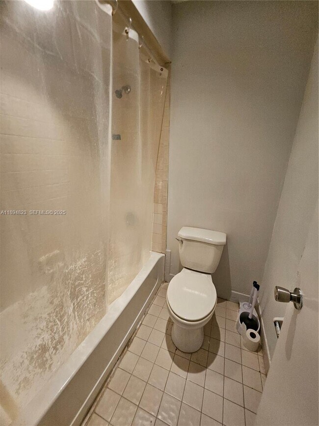 Building Photo - 2511 NW 56th Ave