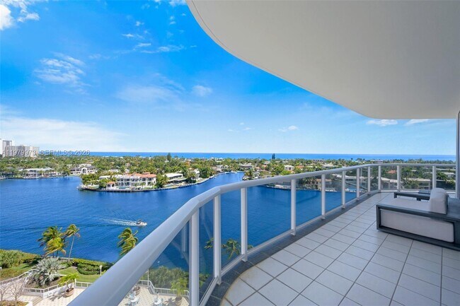 Building Photo - 3802 NE 207th St