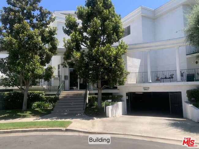 Building Photo - 4520 Natick Ave