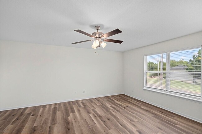 Building Photo - 3501-3503-3503 La Mesa Dr